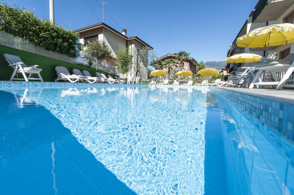 Hotel Garni Ischia Мальчезіне Екстер'єр фото